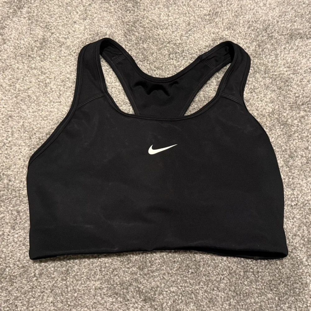 Nike Black Swoosh Racerback Medium Support Sports Bra Women’s Workout Top Medium